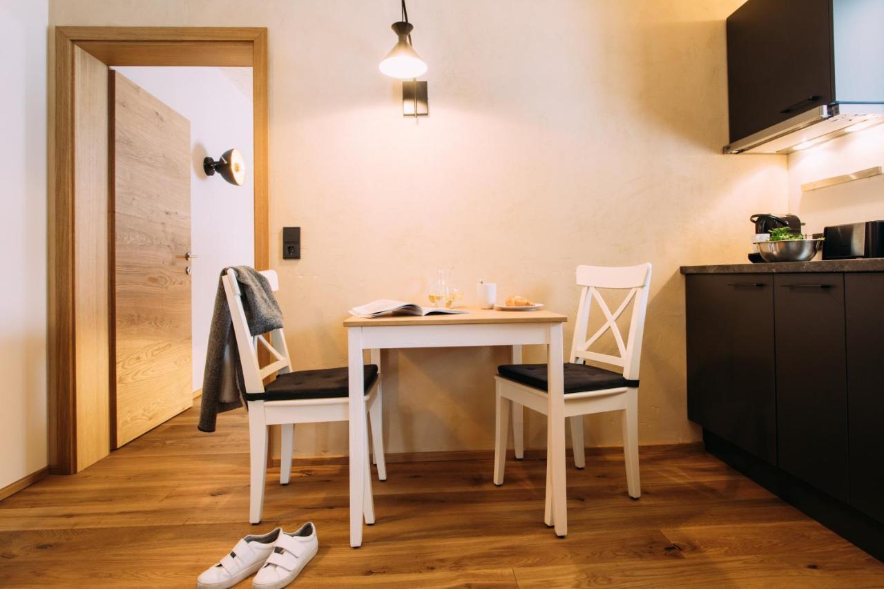Haus Am Schihang Lermoos Exteriör bild